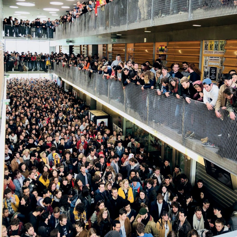 Attroupement d’un groupuscule de l’ultragauche rennaise d’inspiration paramilitaire à l’université Rennes 2